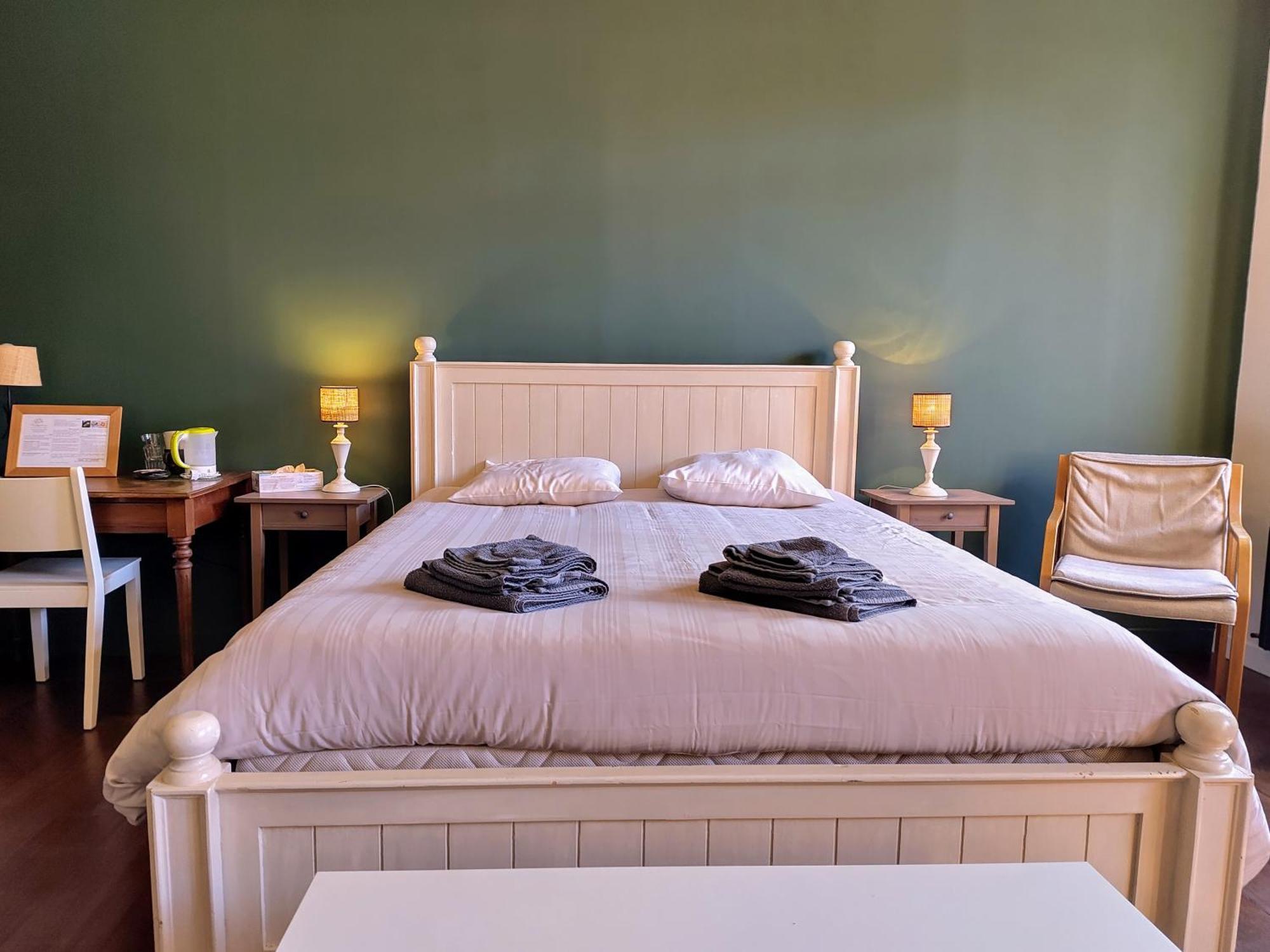 Aubepine Bed & Breakfast Sains-du-Nord Ngoại thất bức ảnh